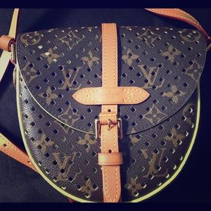 LOUIS VUITTON HANDBAG CHANTILLY MONOGRAM FLORE